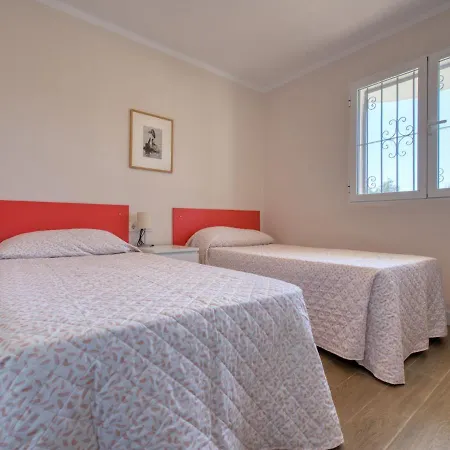 Albaranas By Interhome Apartman